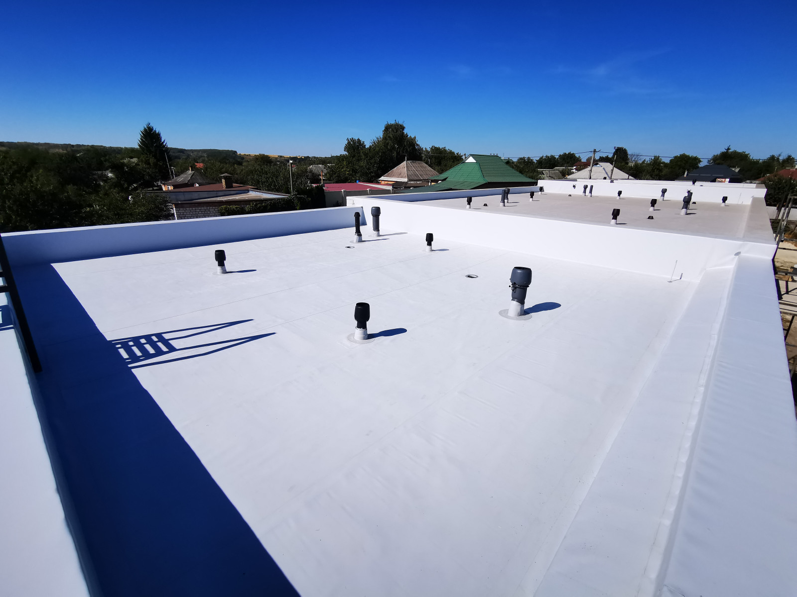 Як вибрати ПВХ мембрану для покрівлі? Як вибрати ПВХ мембрану для покрівлі?